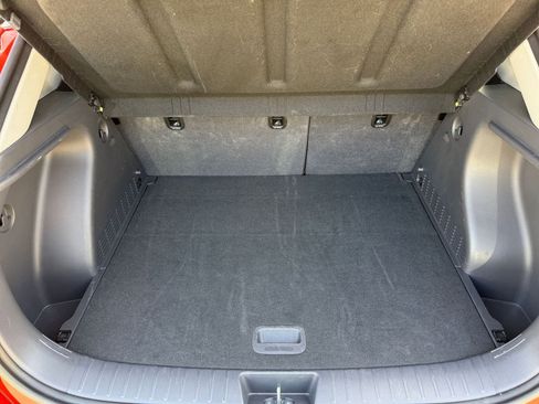 Used 2025 Hyundai Kona SEL image 31