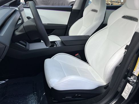 Used 2024 Tesla Model 3 Performance image 11