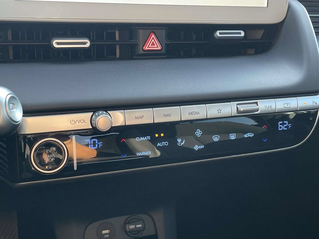 Certified 2024 Hyundai Ioniq 5 SEL RWD image 20