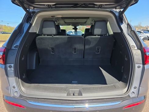 Used 2019 Buick Enclave Avenir w/ Avenir Technology Package image 16