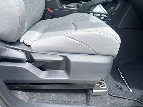 New 2026 Toyota Tacoma SR5 AWD/4WD image 13
