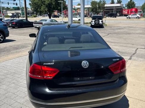 Used 2013 Volkswagen Passat TDI SEL Premium FWD image 9