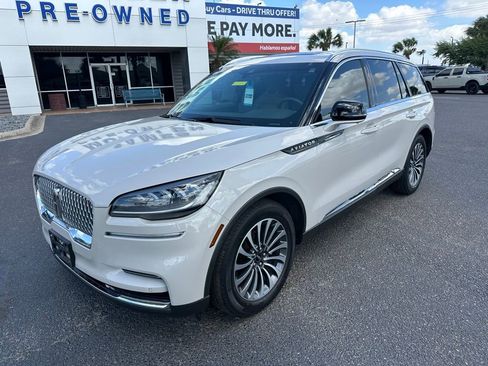 Used 2023 Lincoln Aviator Reserve RWD image 2