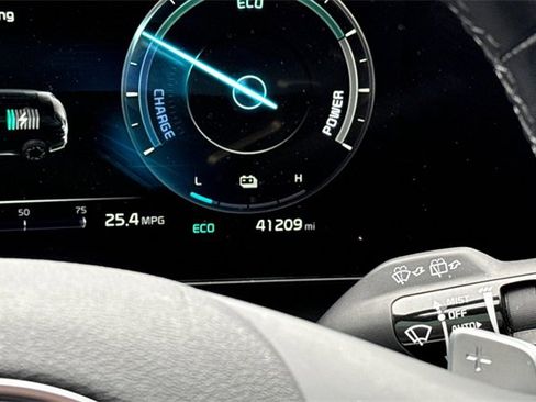 Certified 2023 Kia Sportage X-Line Prestige image 35