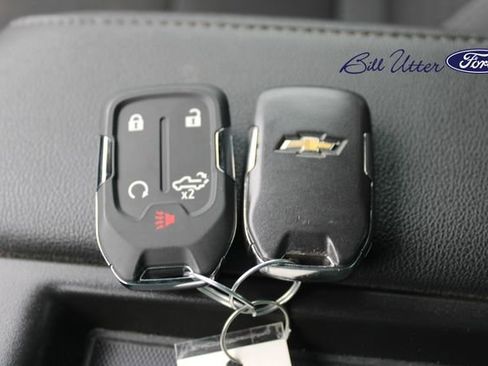 Used 2021 Chevrolet Silverado 1500 LT image 24