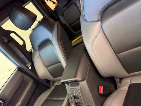 Used 2021 Ford Bronco Black Diamond image 17