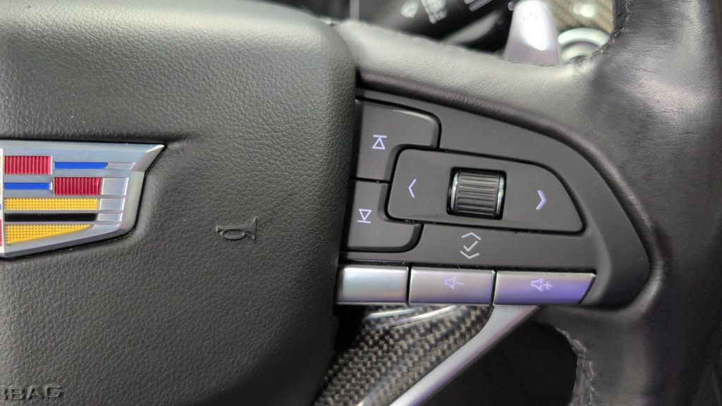 Used 2023 Cadillac XT6 Sport AWD/4WD image 12