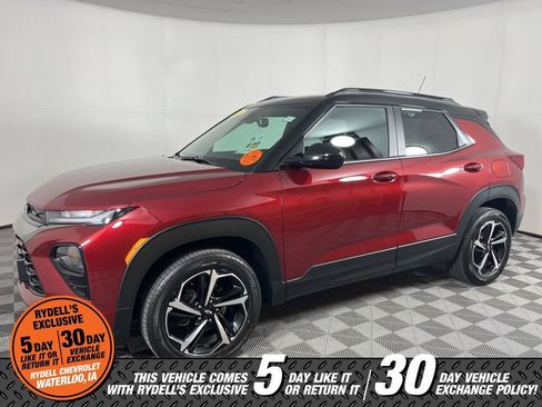 Used 2023 Chevrolet TrailBlazer RS w/ Convenience Package image 11