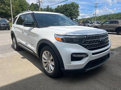 Used 2022 Ford Explorer King Ranch w/ Premium Technology Package AWD/4WD image 3