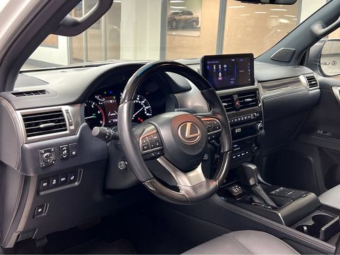 Certified 2023 Lexus GX 460 Premium w/ Premium Package image 39