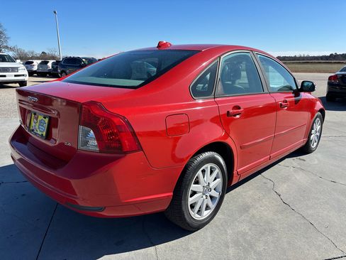 Used 2008 Volvo S40 2.4i image 4