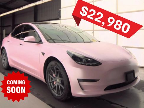 Used 2021 Tesla Model 3 Standard Range Plus RWD image 1