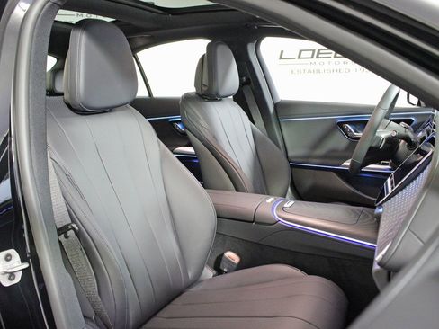 Certified 2025 Mercedes-Benz E 350 4MATIC Sedan image 32