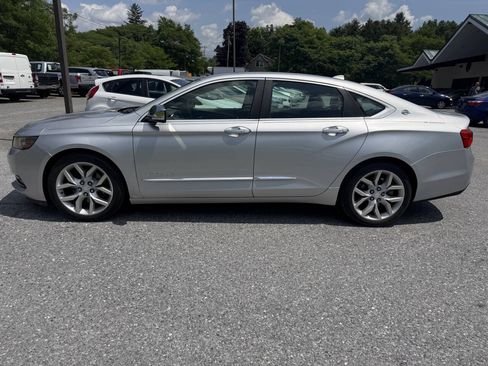 Used 2014 Chevrolet Impala LTZ FWD image 2