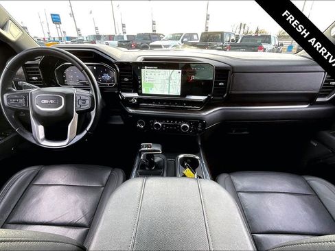 Used 2023 GMC Sierra 1500 SLT image 8