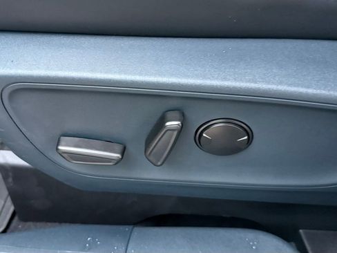 New 2025 Ford Maverick Lobo AWD/4WD image 37
