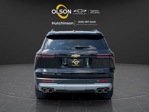 Used 2025 Chevrolet Traverse LT AWD/4WD image 7