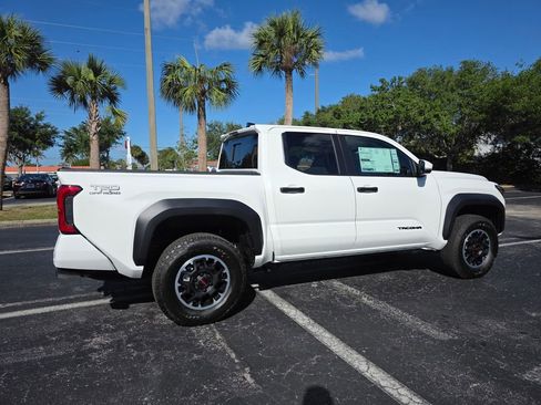 New 2026 Toyota Tacoma TRD Off-Road AWD/4WD image 11