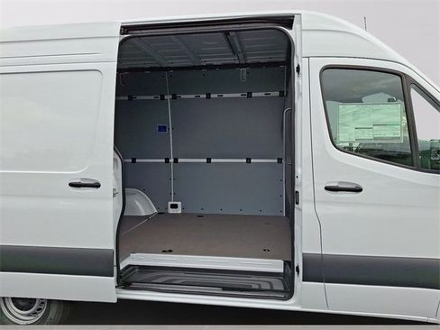 New 2026 Mercedes-Benz Sprinter 144 Cargo image 7