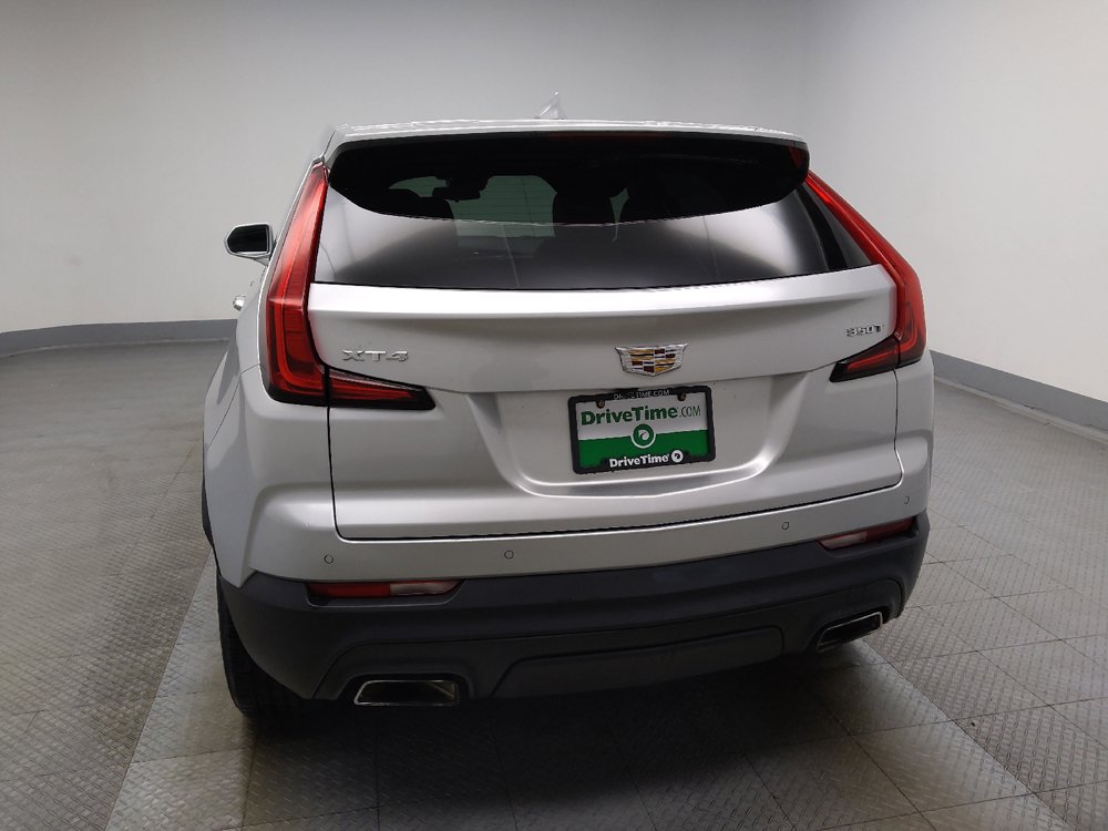 Used 2020 Cadillac XT4 Luxury w/ Cold Weather Package FWD image 6