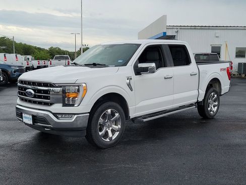 Used 2023 Ford F150 Lariat w/ FX4 Off-Road Package image 2