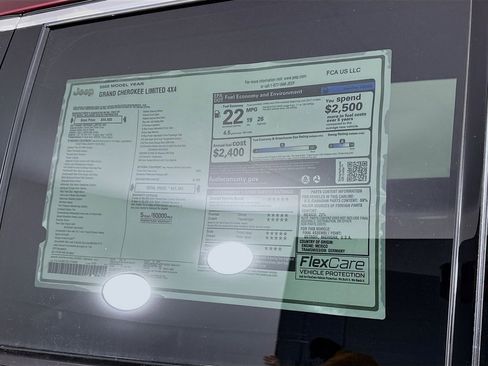 New 2025 Jeep Grand Cherokee Limited image 12