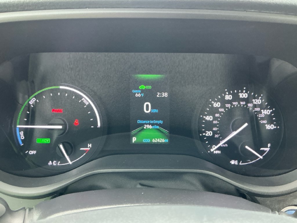 Used 2021 Toyota Sienna XLE w/ XLE Plus Package FWD image 21