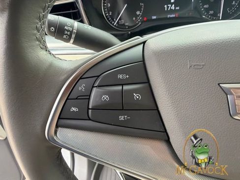 Used 2023 Cadillac XT5 Premium Luxury w/ LPO, Floor Liner Package FWD image 17