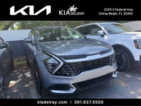 Certified 2025 Kia Sportage EX FWD image 1