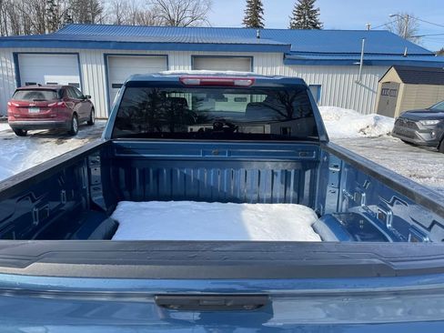 Used 2024 Chevrolet Silverado 1500 LT image 9