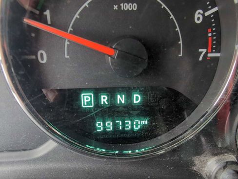 Used 2017 Jeep Wrangler Unlimited Sahara image 12