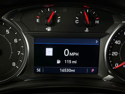 Used 2024 GMC Terrain AT4 w/ Infotainment Package II image 22