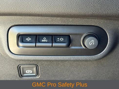 Used 2022 GMC Terrain AT4 w/ Infotainment Package II AWD/4WD image 16