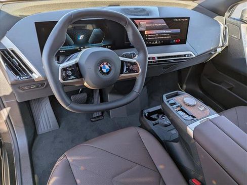 New 2026 BMW iX xDrive60 image 3