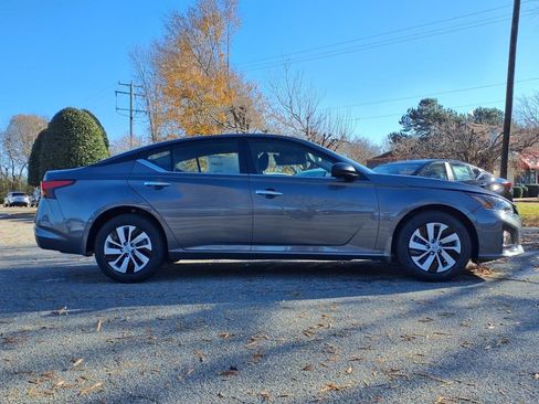 New 2025 Nissan Altima 2.5 S image 5