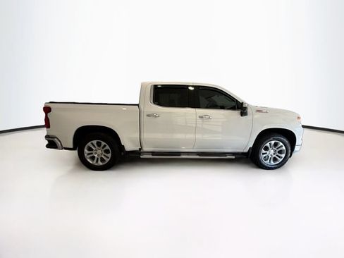 Certified 2024 Chevrolet Silverado 1500 LTZ AWD/4WD image 8