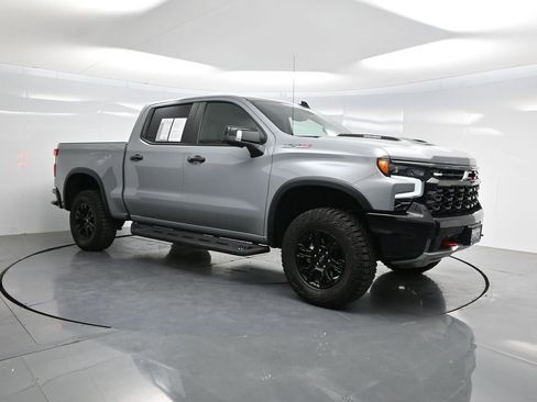 Used 2025 Chevrolet Silverado 1500 ZR2 AWD/4WD image 47