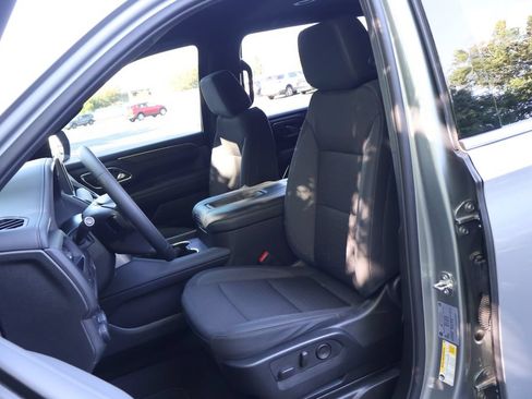 Used 2024 Chevrolet Suburban LS w/ Driver Alert Package AWD/4WD image 30