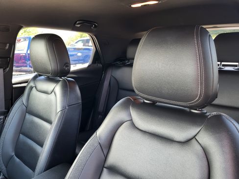 Used 2021 Chevrolet TrailBlazer ACTIV w/ Convenience Package FWD image 16