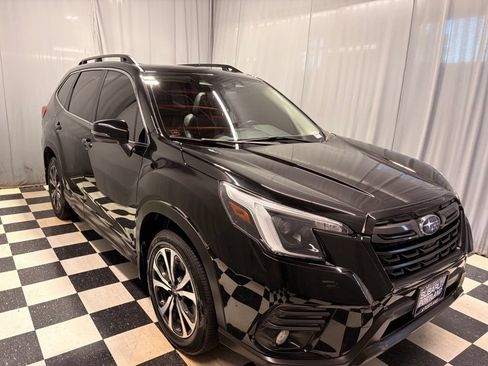 Used 2023 Subaru Forester Limited w/ Popular Package #2 AWD/4WD image 4