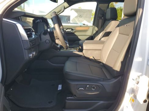 New 2026 GMC Yukon XL Denali w/ Sun & Power Step Package image 13