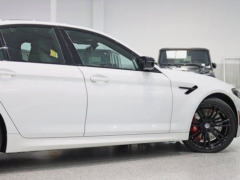 Used 2023 BMW M5 w/ Competition Package image 12