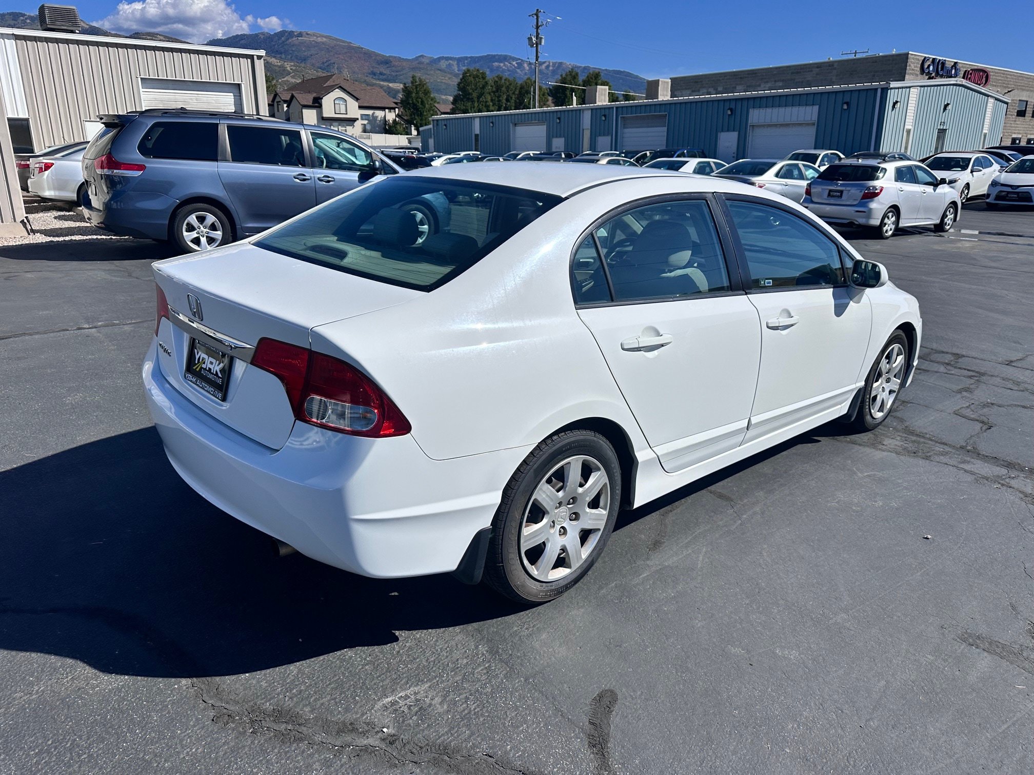 Used 2010 Honda Civic LX image 3