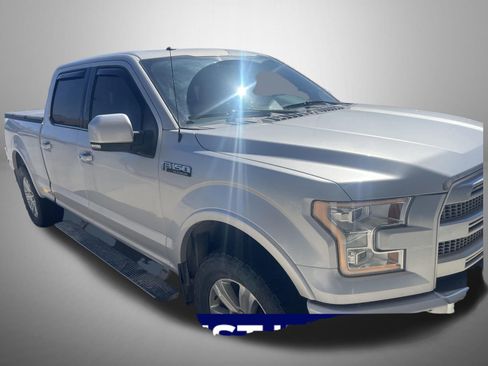 Used 2016 Ford F150 Platinum w/ Equipment Group 701A Luxury image 5