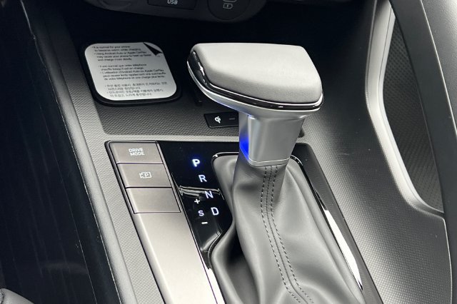 New 2026 Hyundai Elantra SEL Sport FWD image 19