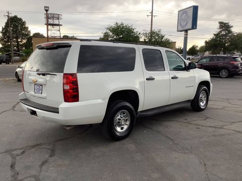Used 2012 Chevrolet Suburban 2500 w/ Skid Plate Package AWD/4WD image 13