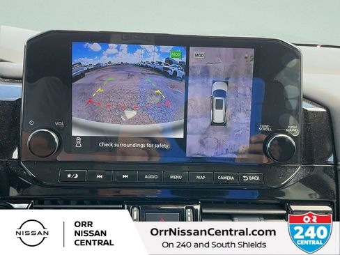 Used 2025 Nissan Pathfinder Platinum AWD/4WD image 27