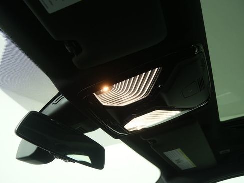 Used 2025 BMW 330i Sedan RWD image 20
