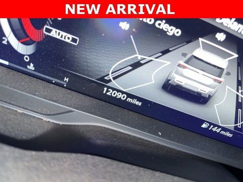 Certified 2024 Nissan Pathfinder Platinum image 8