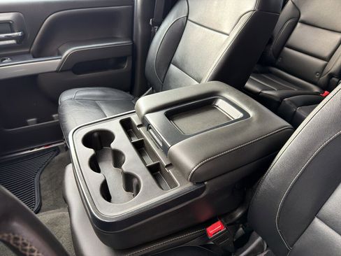 Used 2018 Chevrolet Silverado 1500 LT w/ All Star Edition image 30